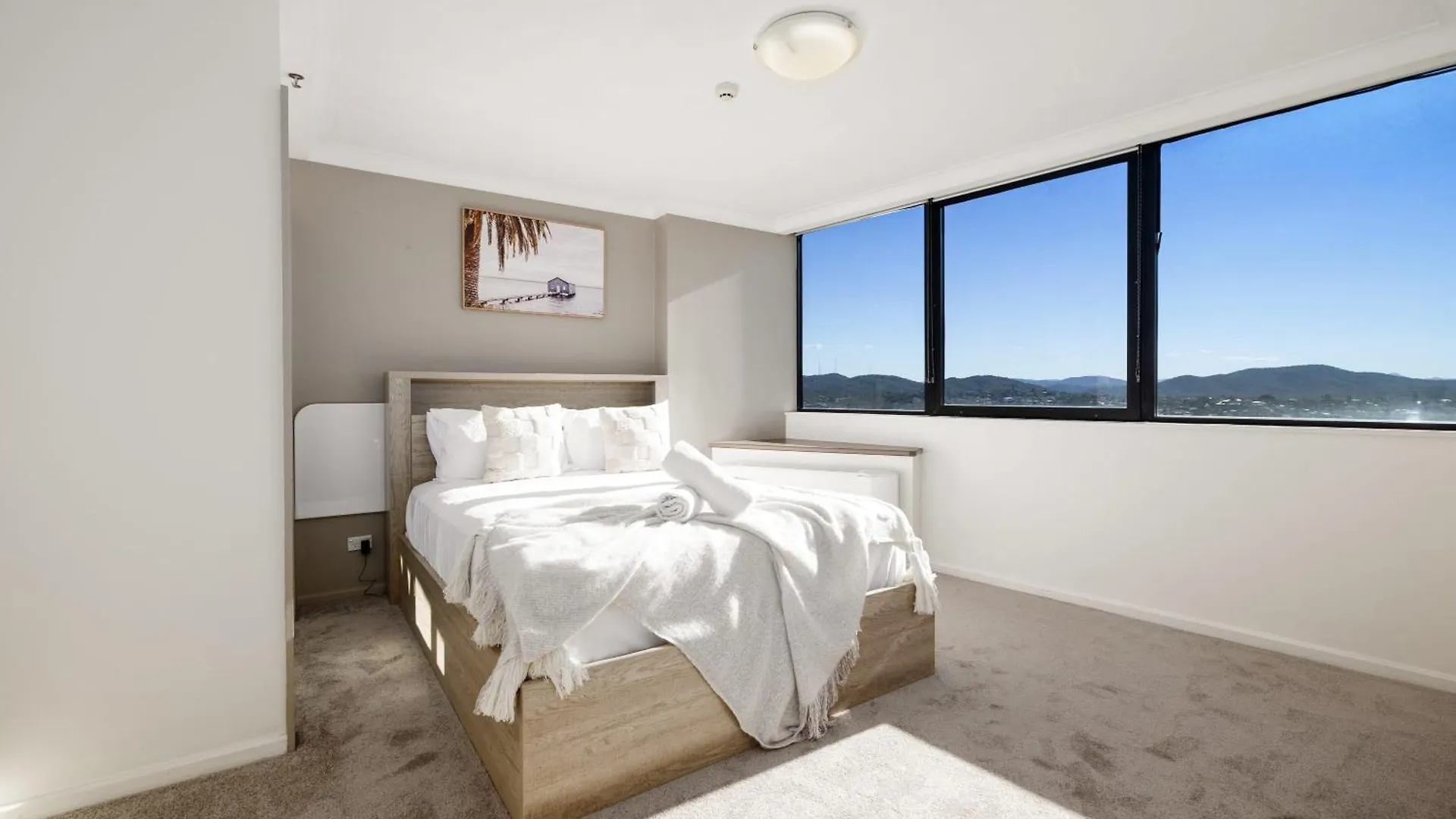 Ct&Mountain View On High Level Riverfont Carpark Brisbane Apartman